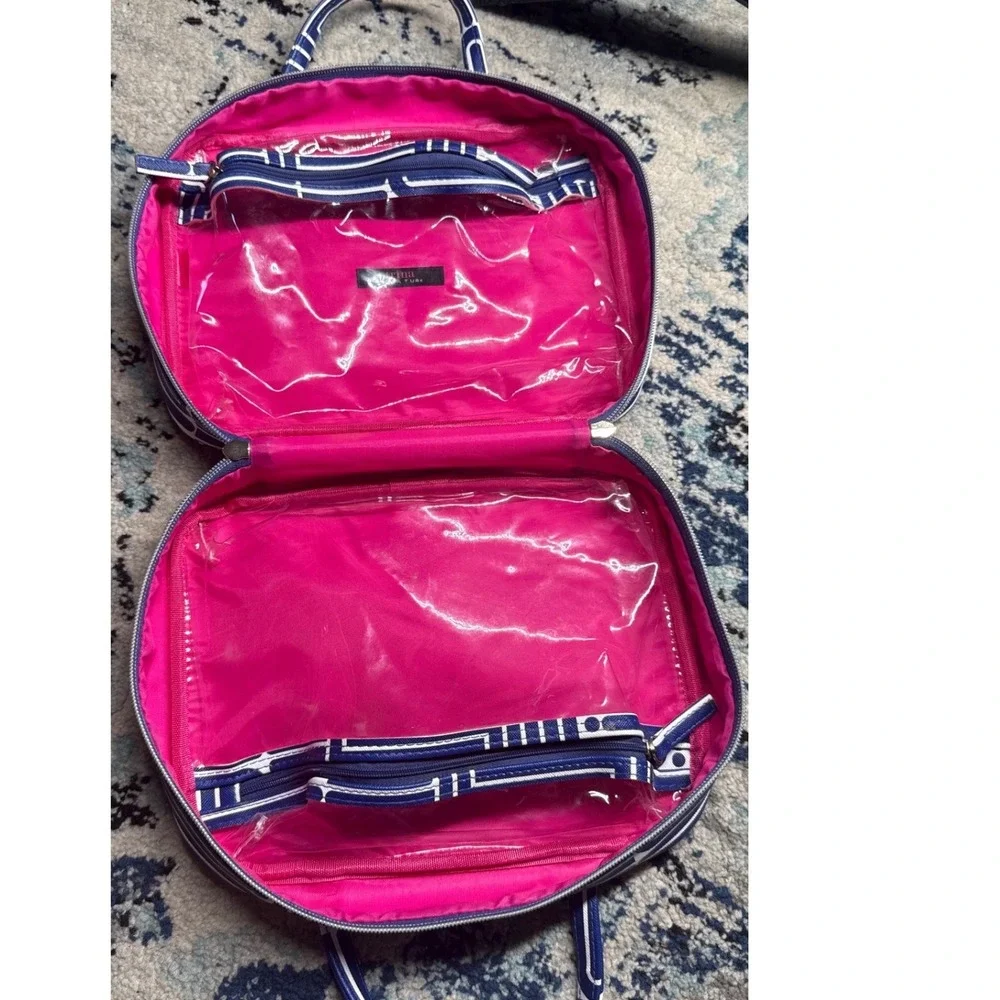 Trina Turk Blue White Geometric Cosmetic Makeup Travel Case Bag Organizer Pink‎